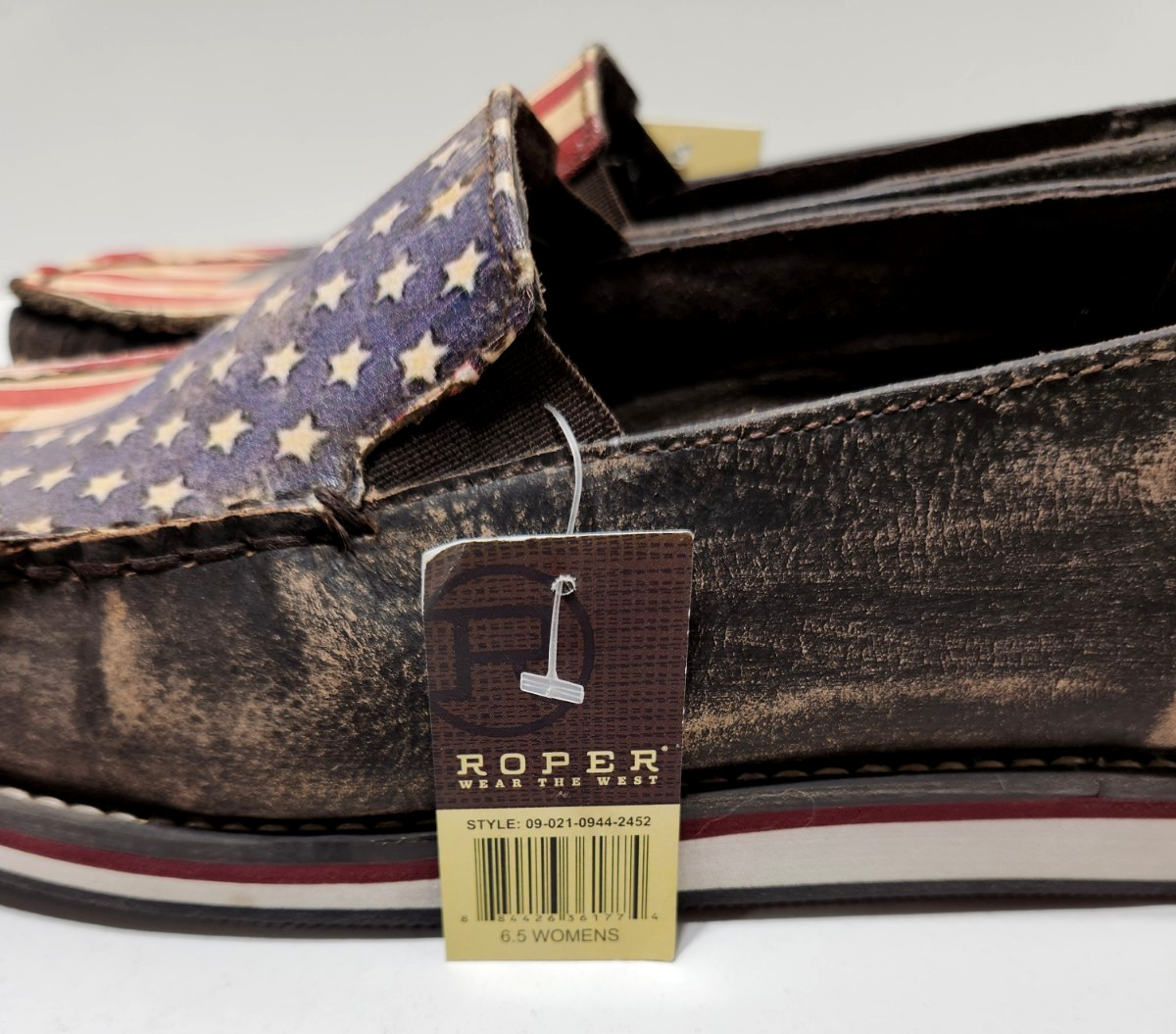 NWT Roper Women’s Size 6.5 Leather American Flag Slip On Shoes