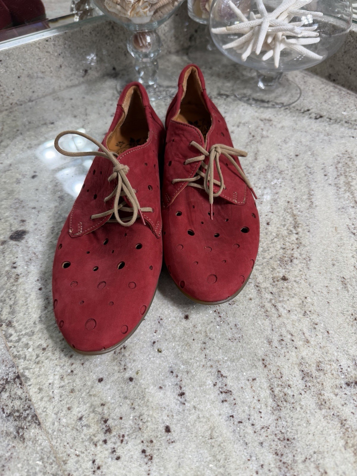 Think! Preforated Red Ballerinas Freizeit 39