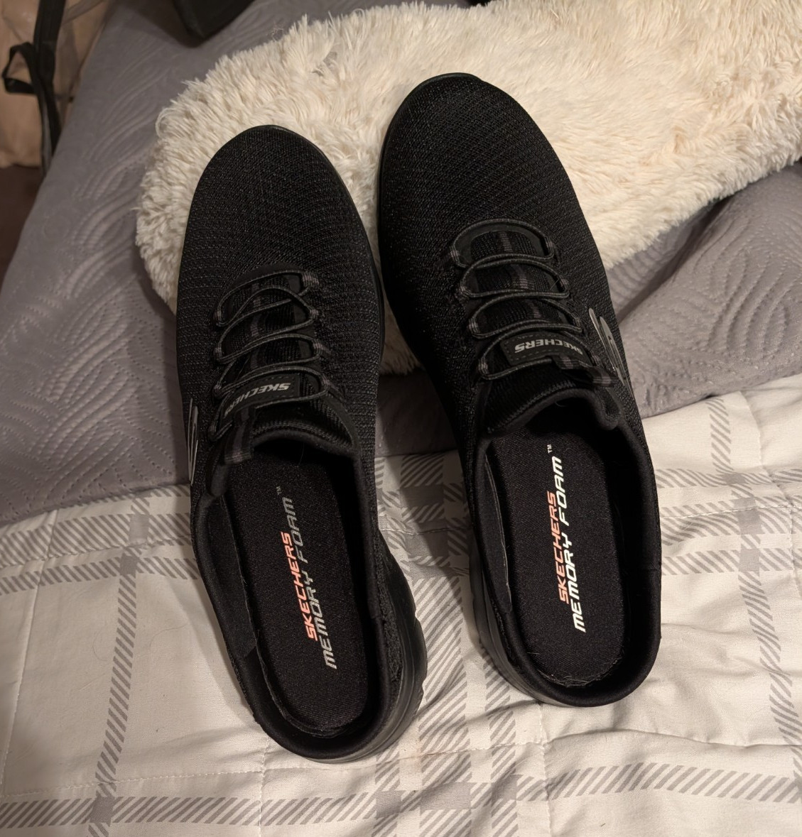 SKECHERS Memory Foam Women’s Black Slip-On Walking Sneakers Mesh Rubber Sole