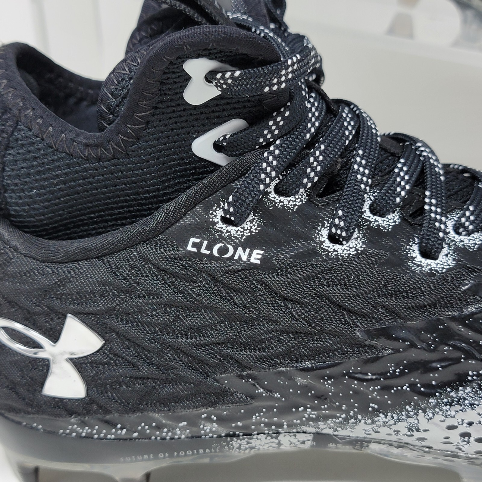 Under Armour Spotlight Clone MC Black 3026343-001 Womens Size 9 Football Cleats