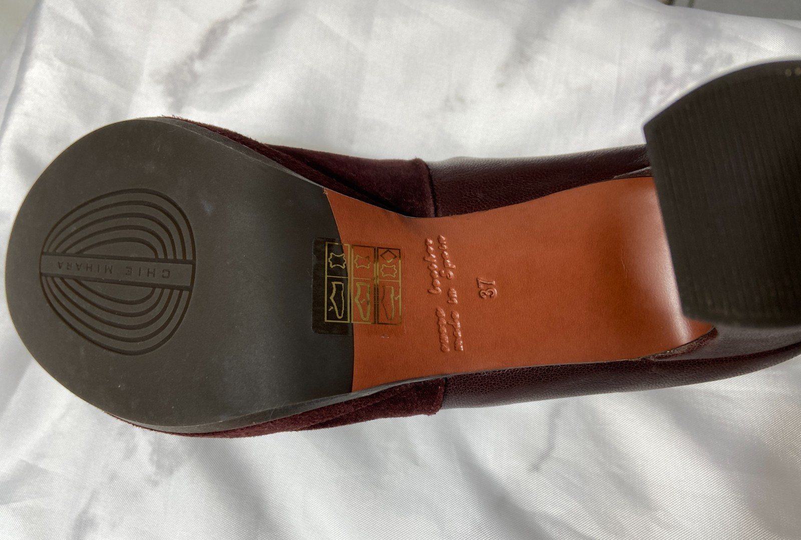 CHIE MIHARA VINTAGE SHOES SUEDE LEATHER IN BURGUNDY SCALLOPED FRONT 37 SPAIN