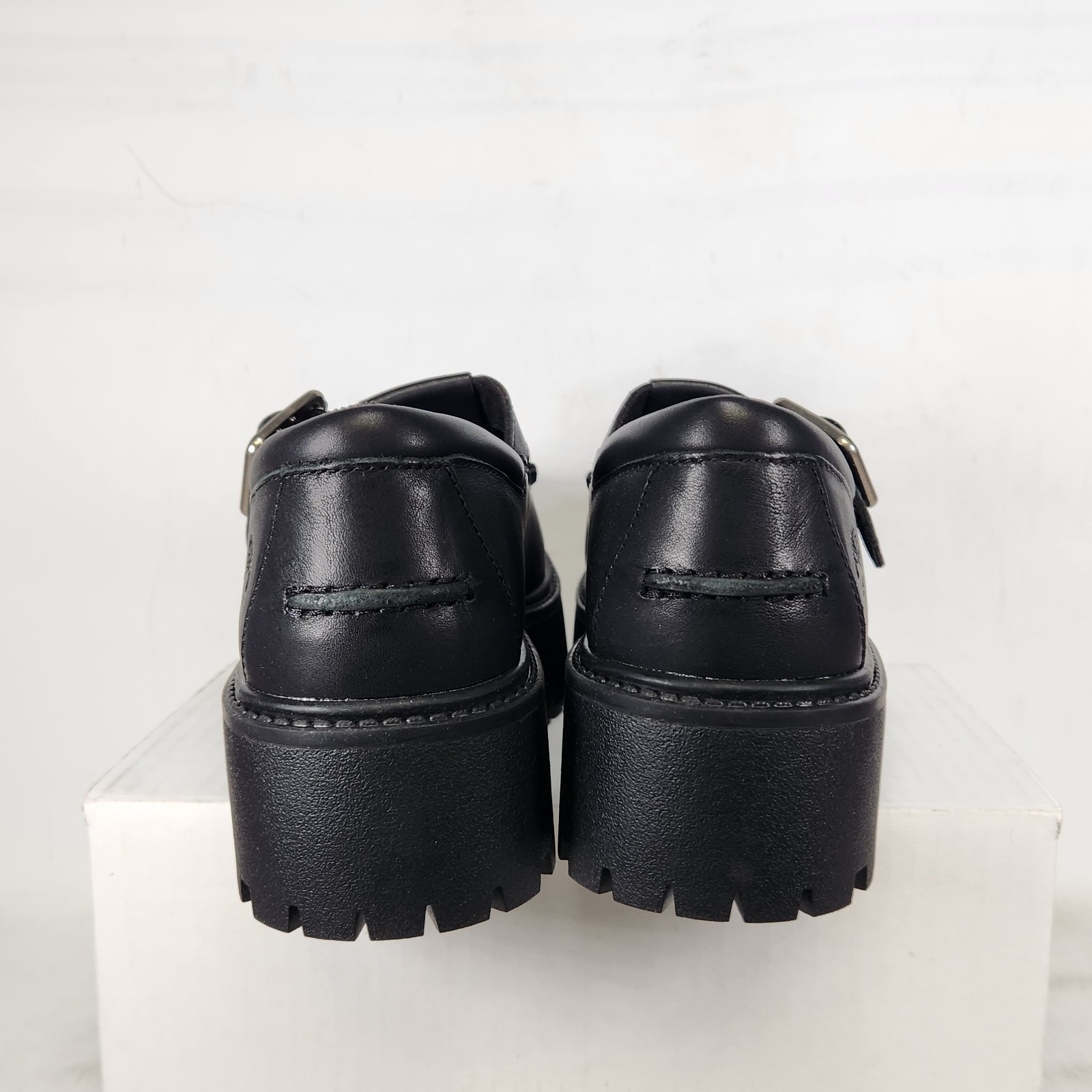 7 WOMEN – Timberland Stone Street Platform Buckle – Black LEATHER Woven