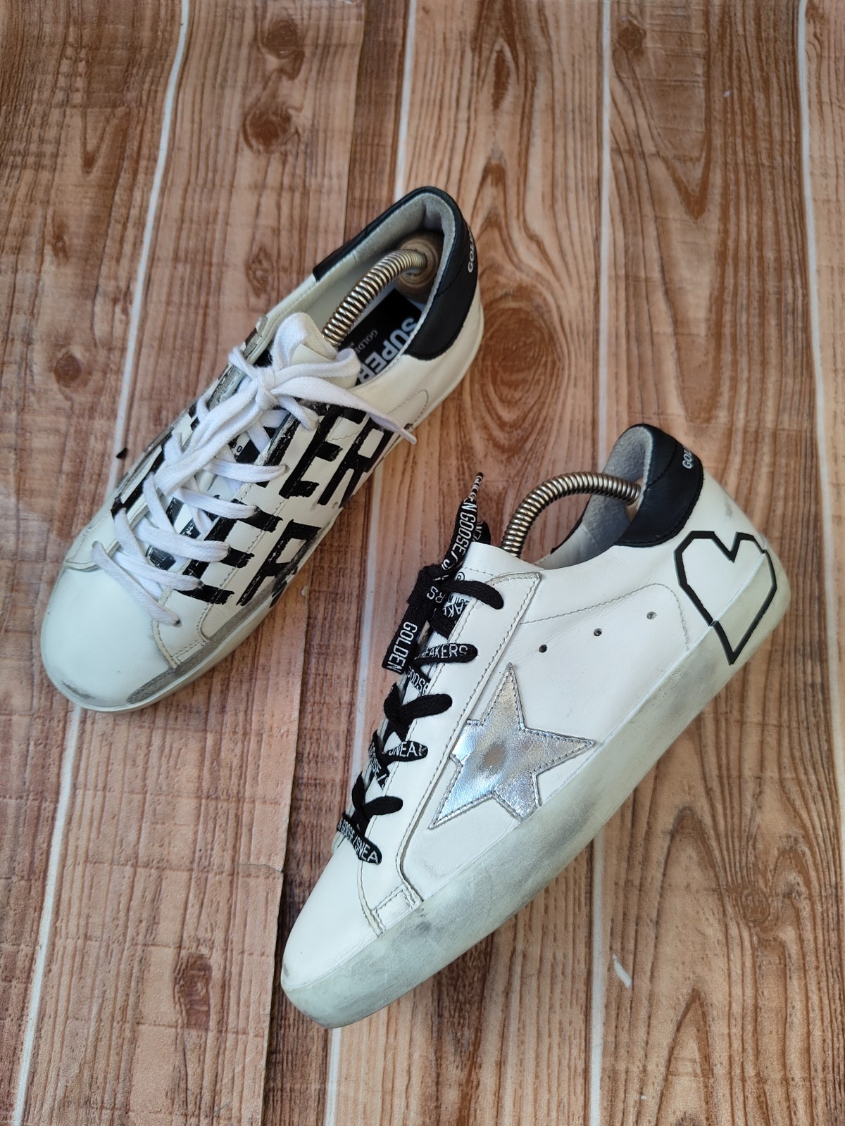 Golden Goose Superstar White Leather Graffiti Low Trainers EU 37 US 7