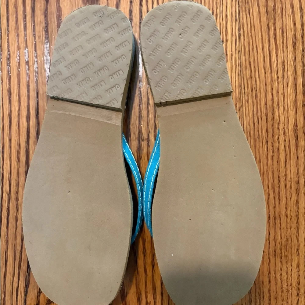 Kinos, thin strap sandals, teal, genuine leather, size 8, excellent condition