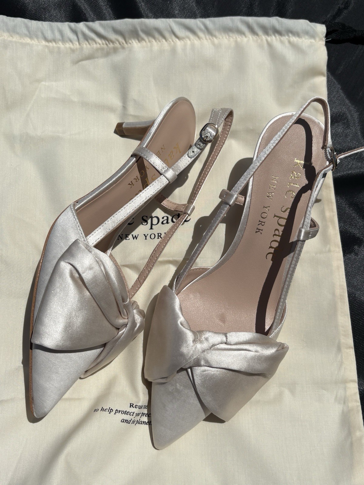 kate spade new york Women’s Bridal Bow Pump Sandal – size 8