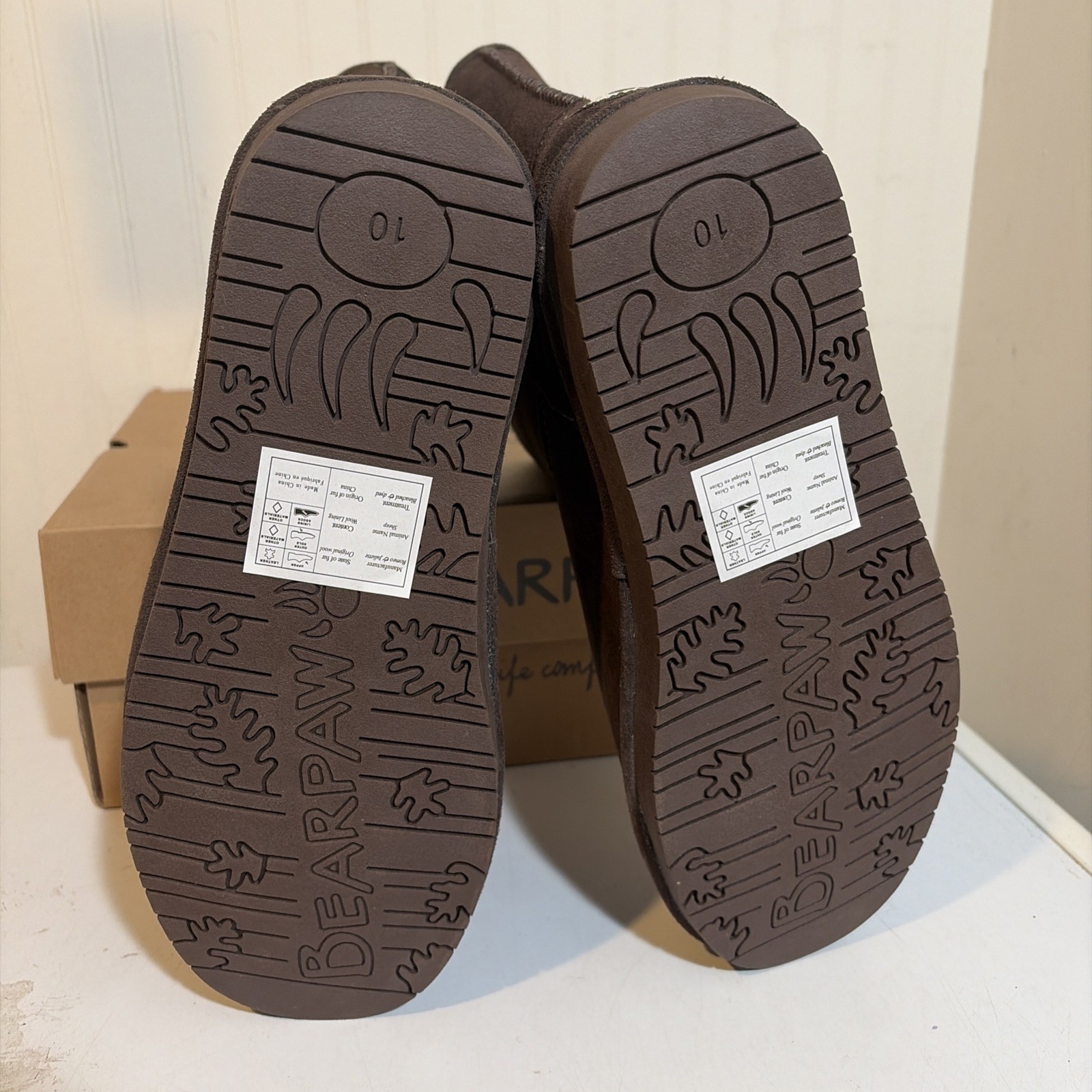 BEARPAW 608 W Emma Short Hickory Womens Casual BOOTS Size 10