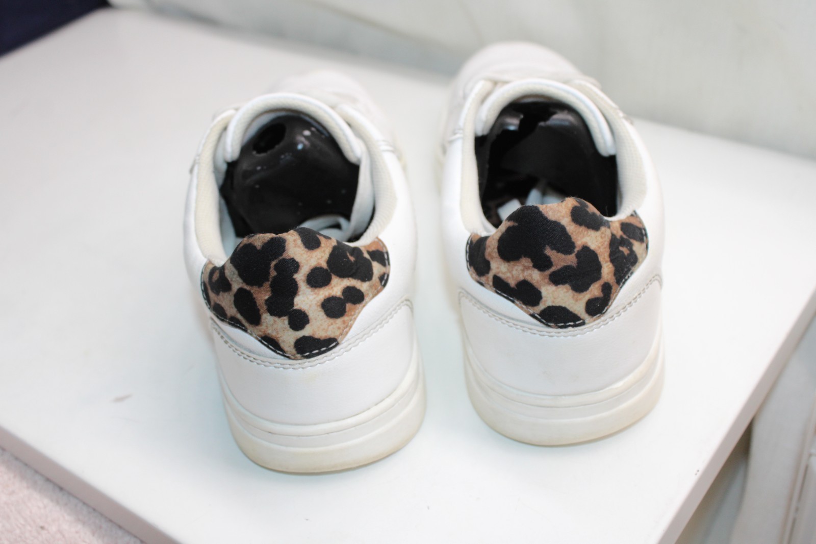 PULL&BEAR white fashion low-top casual trainer sneakers leopard heel tab 7.5