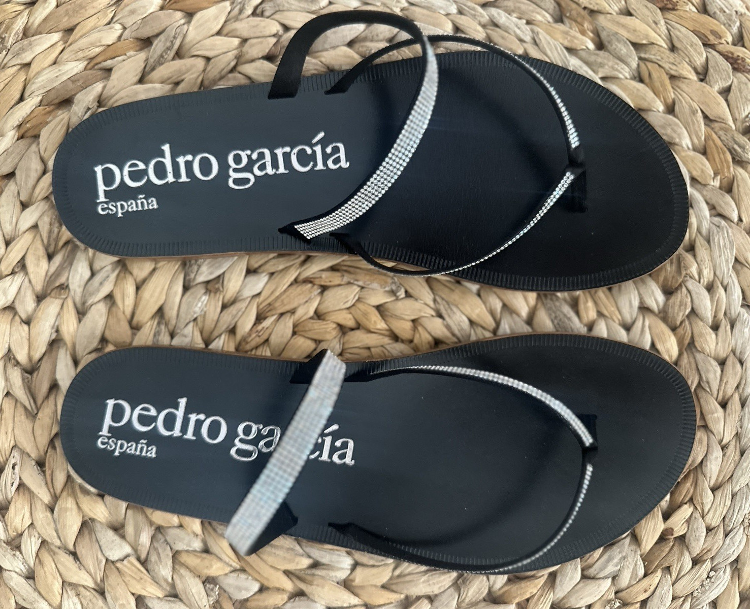 Pedro Garcia Black Leather Rhinestone Thong Flat Slip-On Sandals Women EU 40