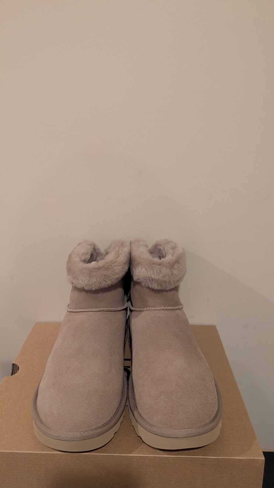 Ugg Australia Womens Mini Bailey Mixed Bow Boot Size 8 NIB