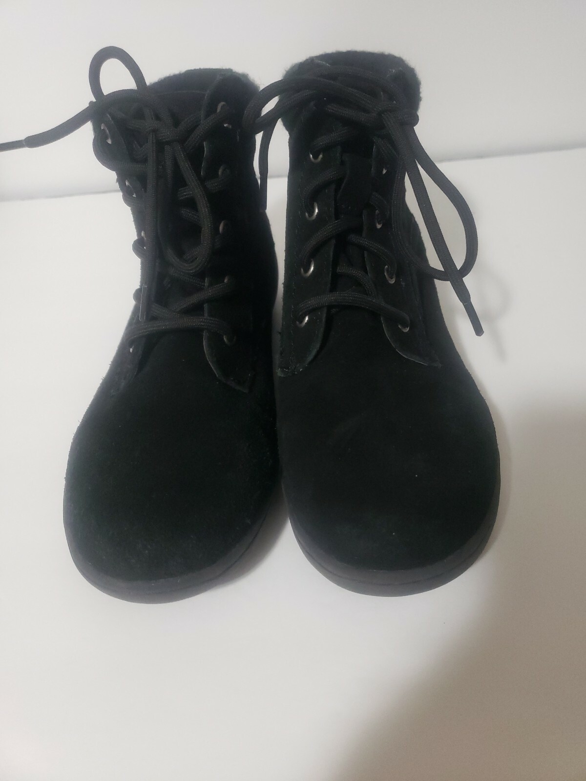 WOMENS Right SZ 7W Left SZ 8W BLACK SUEDE LEATHER COBBIE CUDDLERS ANKLE BOOTS