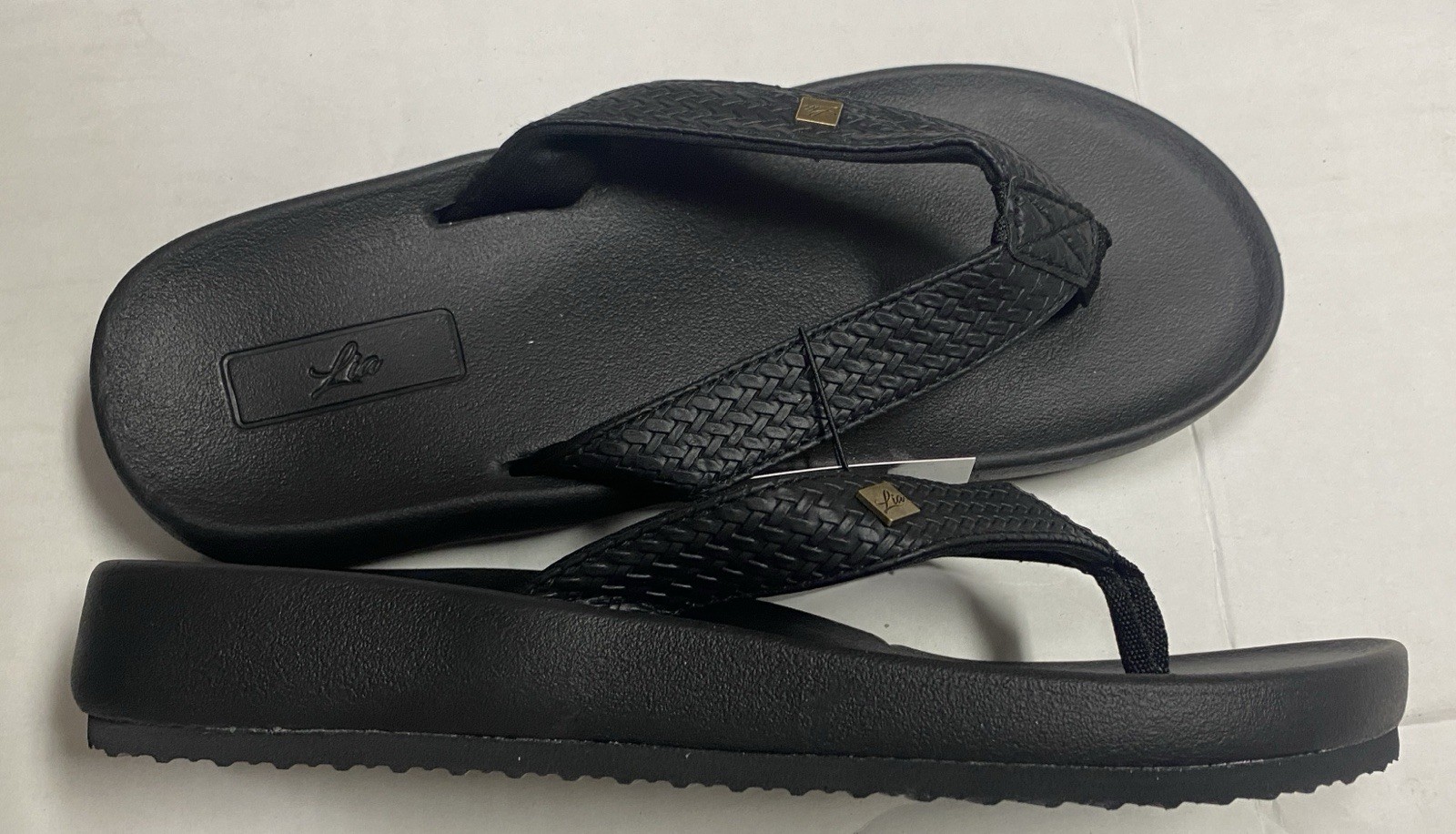 Lia Comfort Beach Summer Women’s 6 7 8 9 10 11 Black Flip Flops Sandals New