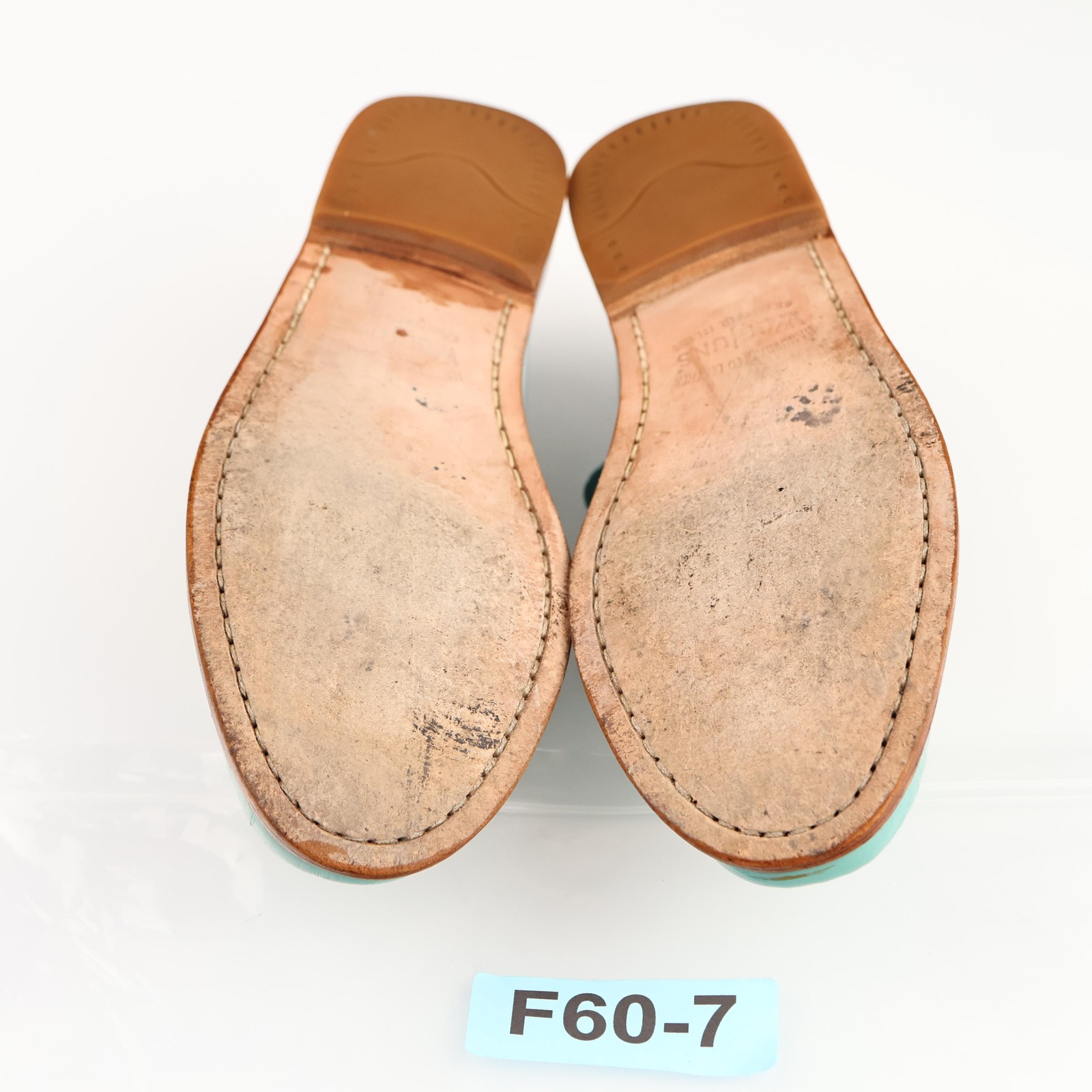 GH Bass Weejuns Womens Penny Loafers Size 6 Turquoise Aqua Patent Flat Moc Shoes