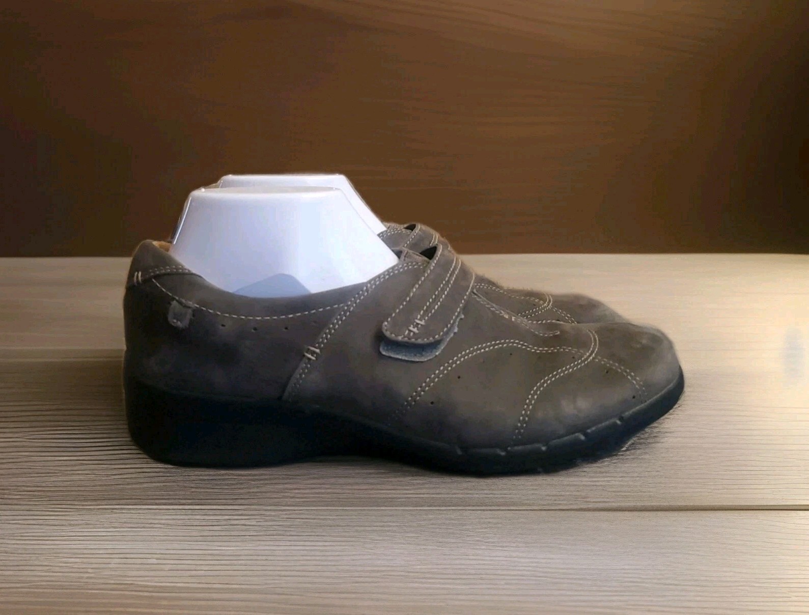 Clarks Un Boost Slip-Resistant Shoes Women’s Size 9 Grey