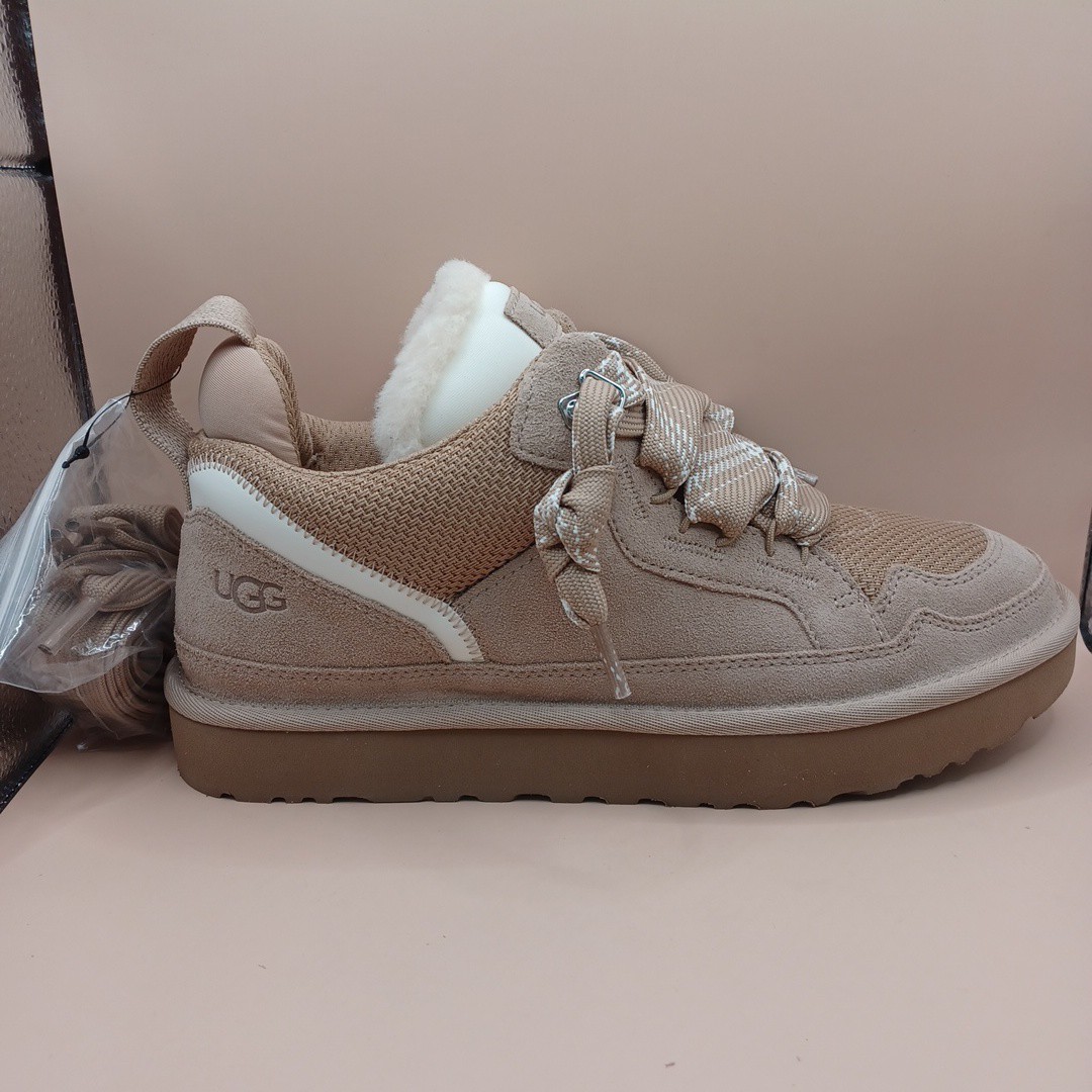UGG Womens Lowmel Shoes In Sand Size 11 US