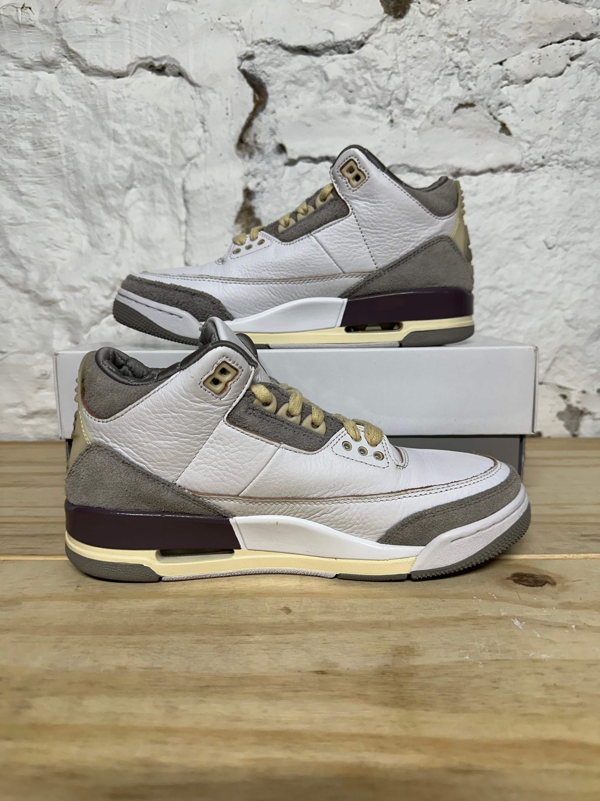 Air Jordan 3 Retro SP A Ma Maniére Womens Size 8 Preowned Sneakers DH3434-110