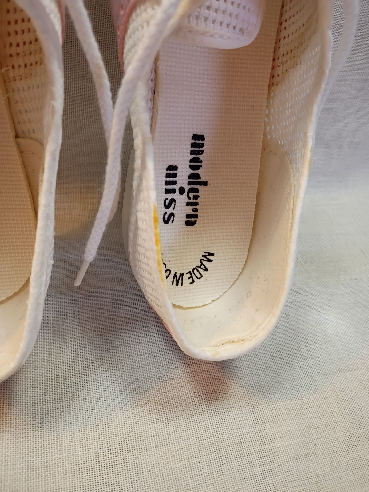 Modern Miss Rare 1930’s -1960’s Sporty Saddle Mesh Flat Shoe Women’s size 8.5
