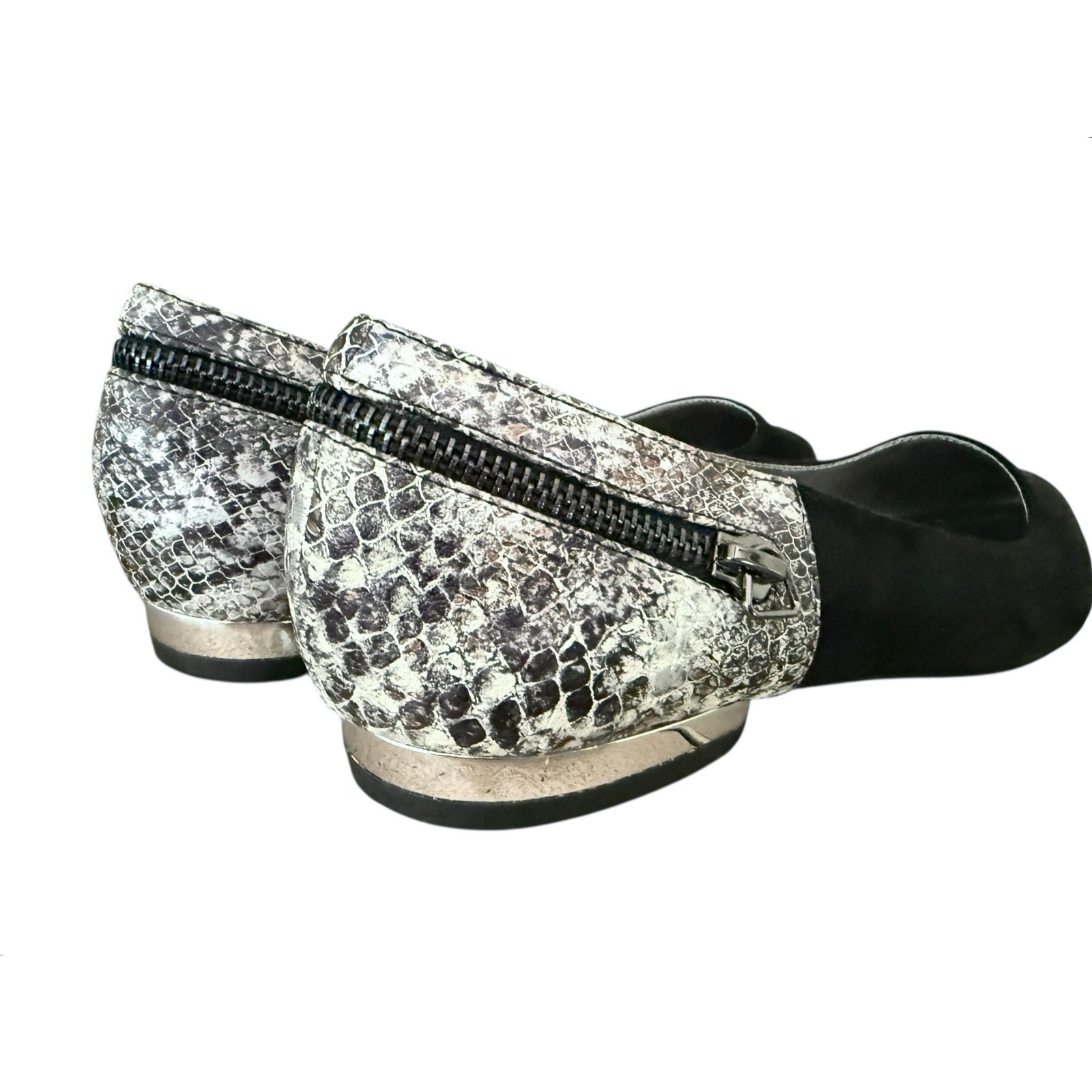 Bellini Navatoo Black Faux Suede Pointed Flats Snake Embossed Heel Zip 10