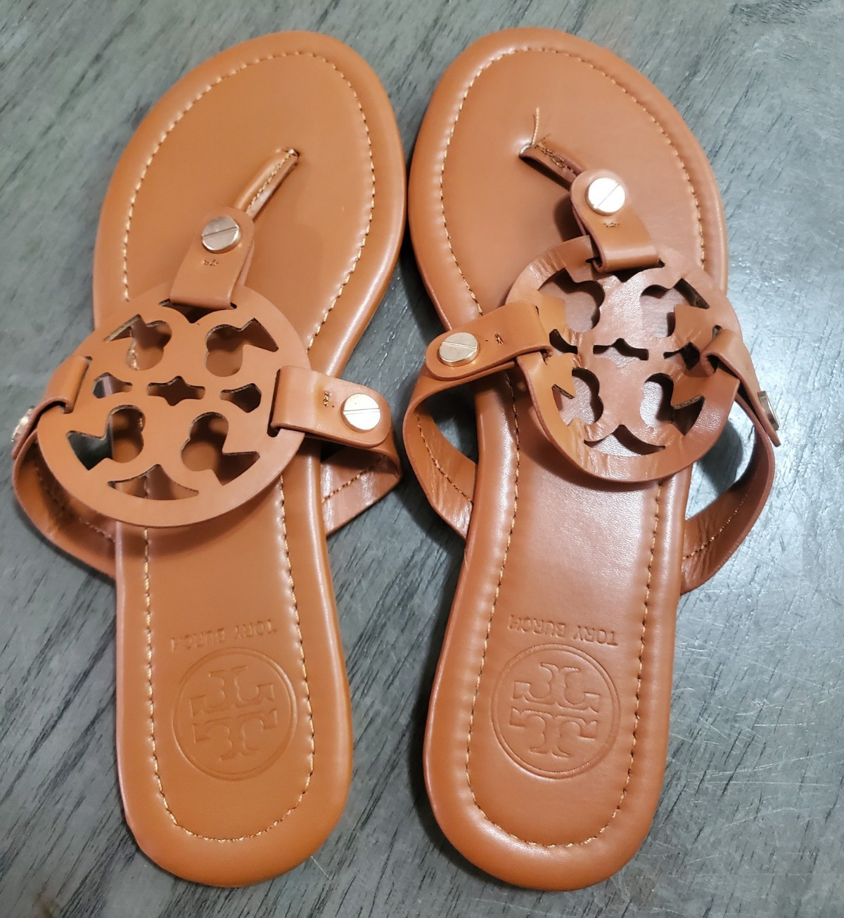 Tory Burch Women’s Brown Leather Logo Thong Sandals Slip-On EU 36