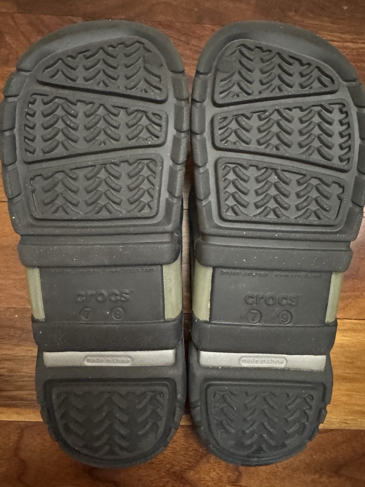 Crocs Croslite A9 Flip Flops Sandals Thong Unisex SZ M7 W9 Green Gray Navy Blue