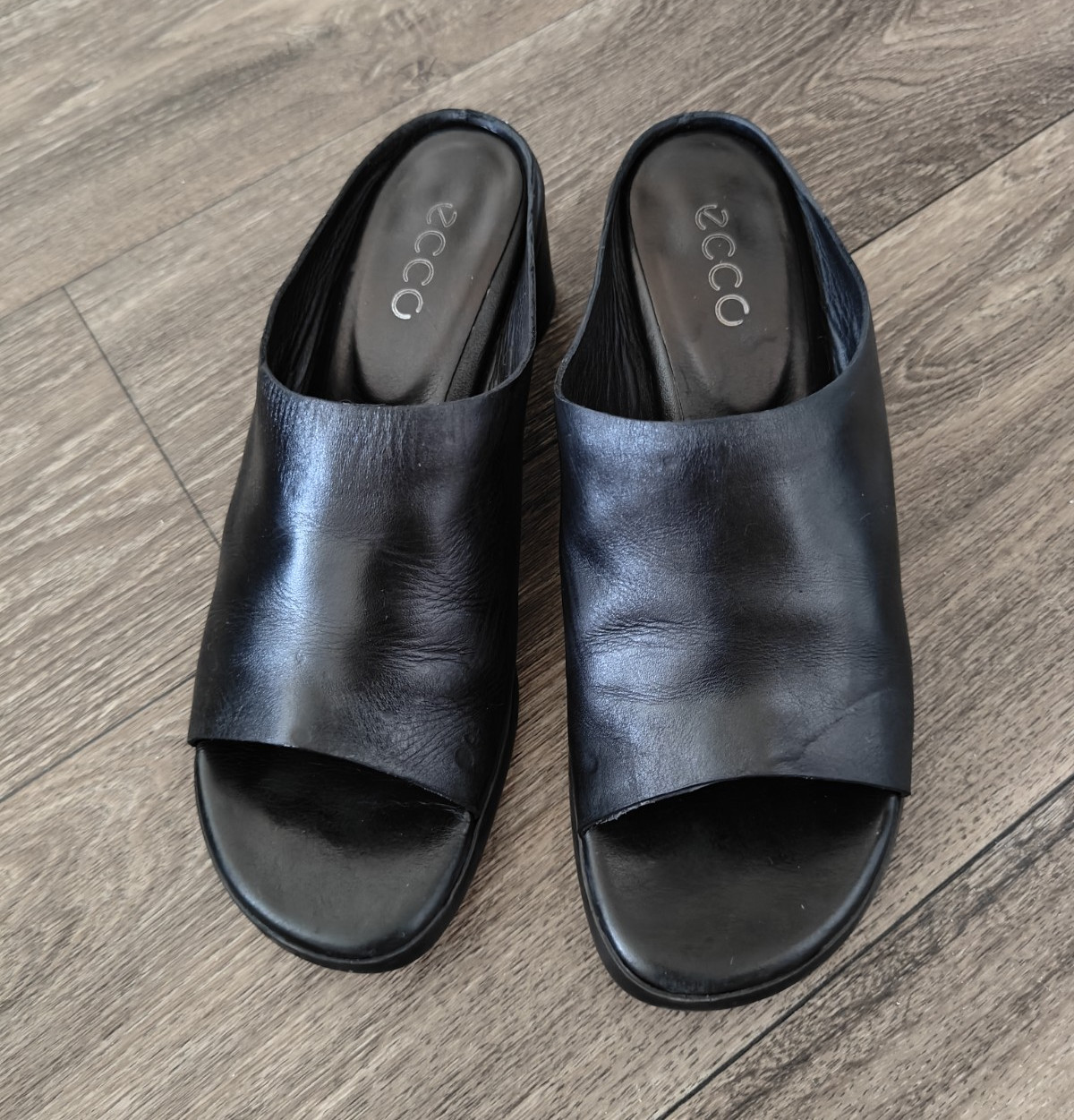 ECCO Women’s Black Leather Block Heel Mule Sandals EU 37 US 6/6.5