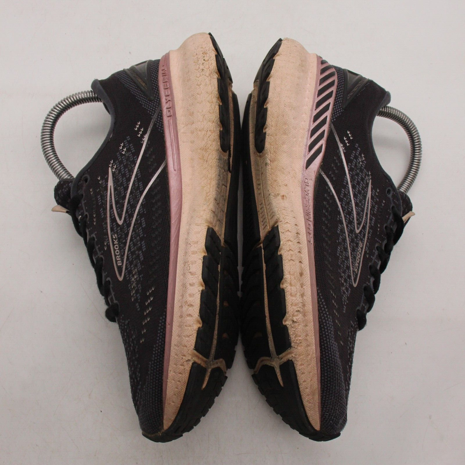 Brooks Glycerin GTS 19 Women’s 7.5 D Black Running Sneakers 1203441B074