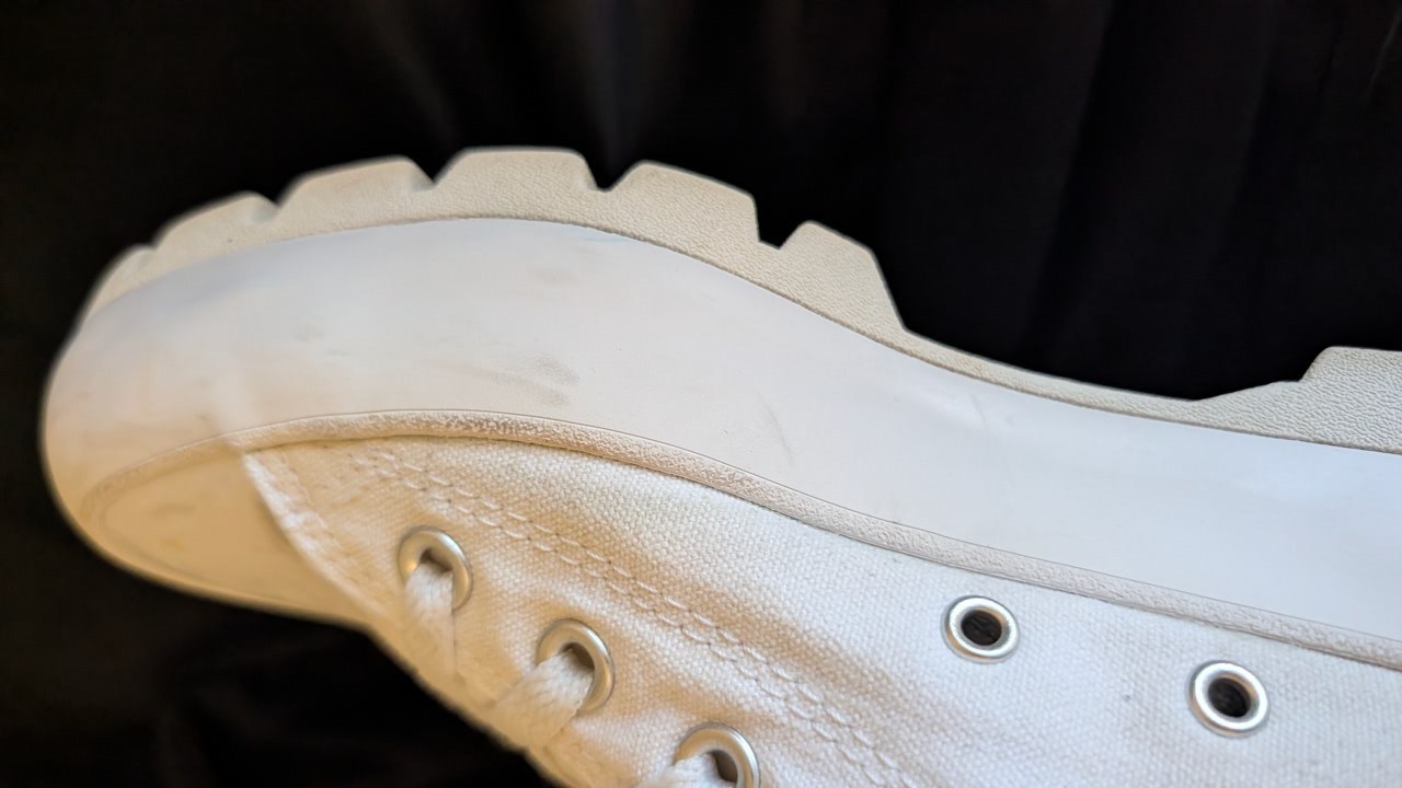 Converse Chuck Taylor All Star Lugged combat style High Top Canvas White 565902C