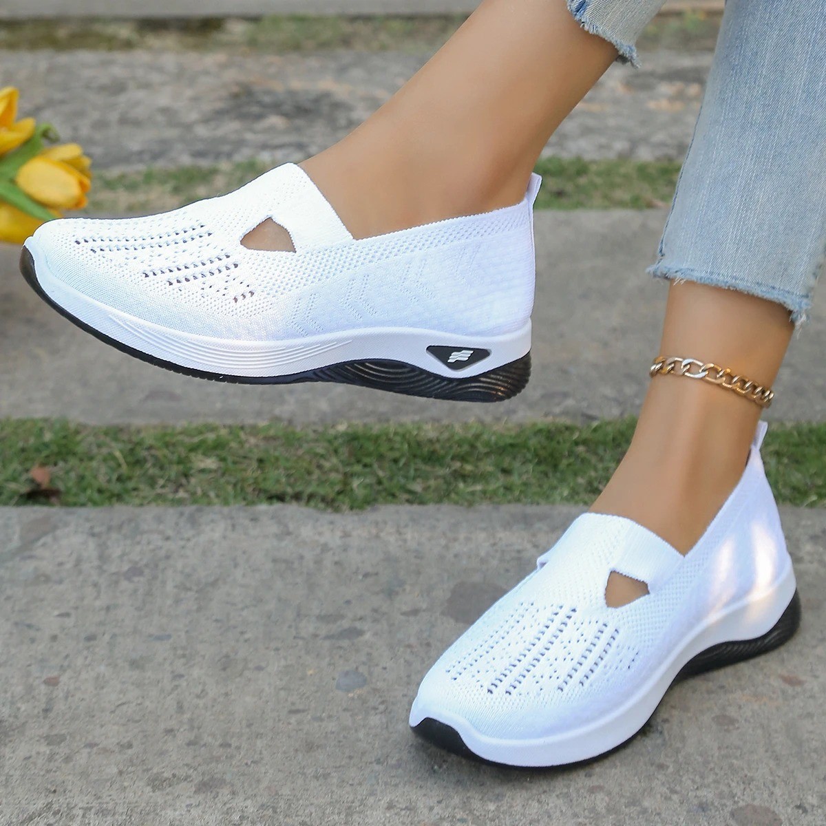 Women Mesh Flats Shoes Breathable Slip On Walking Sneakers Soft Non Slip Casual