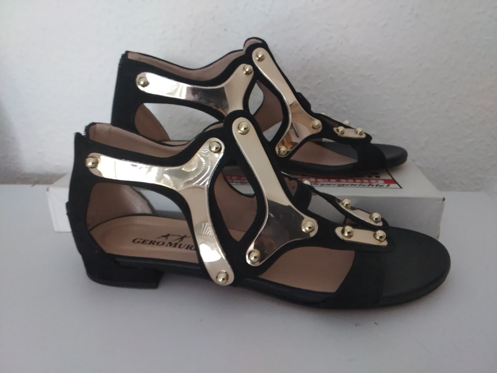 Gero Mure, sandals size 39, black gold, leather, mint condition