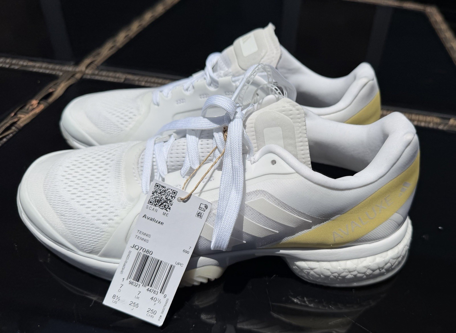 Adidas Avaluxe Tennis Shoes Women’s US 8.5 White Yellow Boost JQ7080 NWT