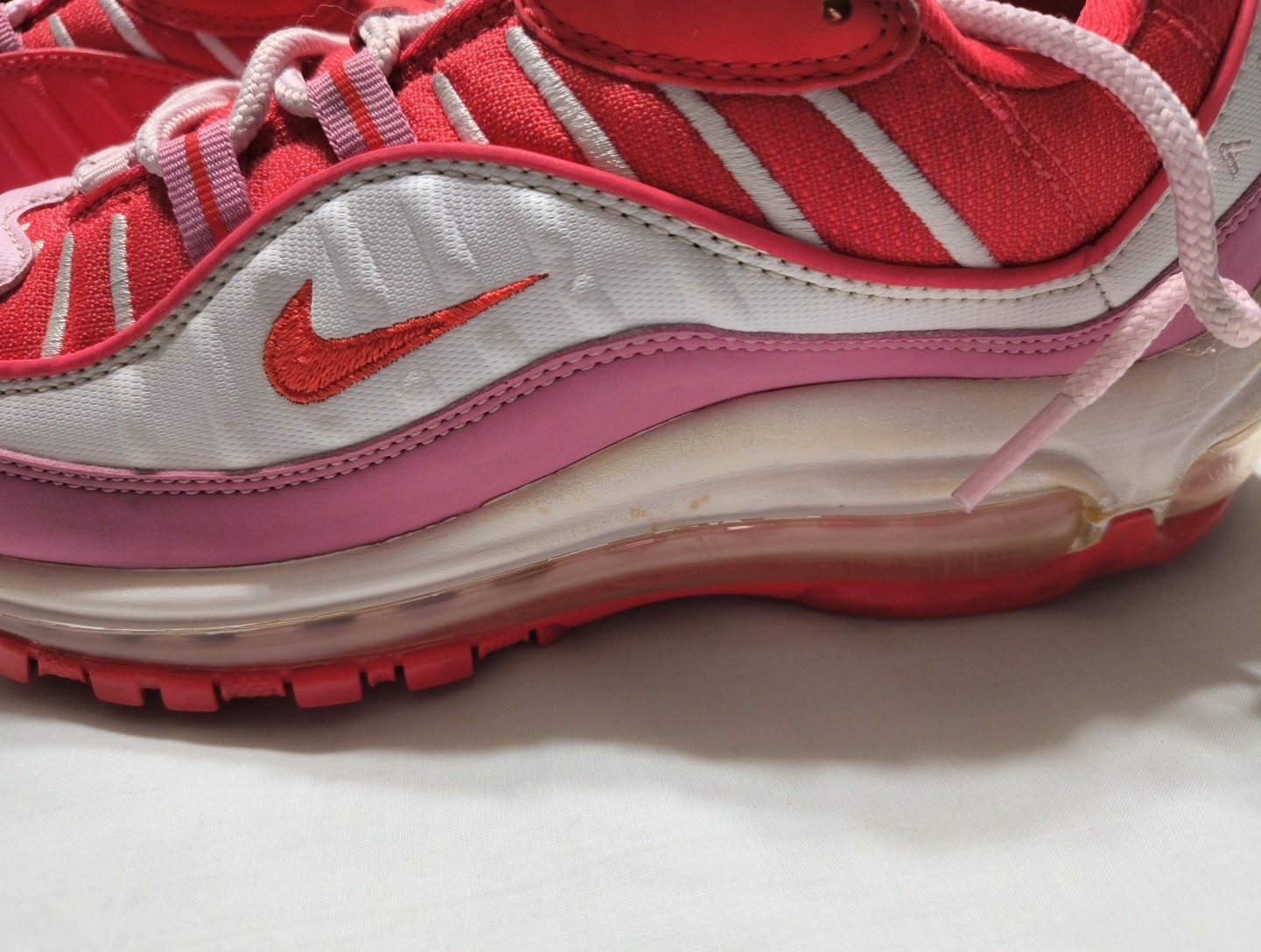 Nike Air Max 98 Valentine’s Day Pink Red White CI3709-600 Women’s Size 7 See Pic
