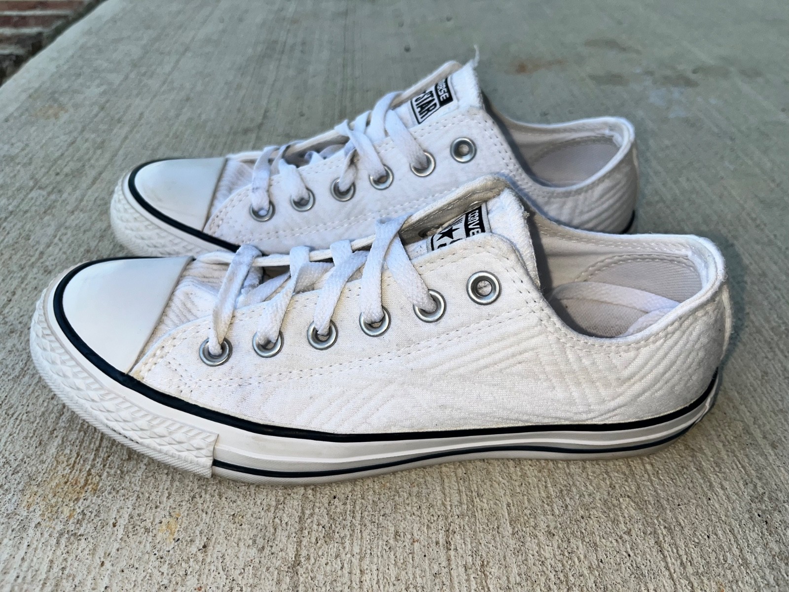 Converse Chuck Taylor All Star Low Jersey Quilted White Women’s Shoes 549673F