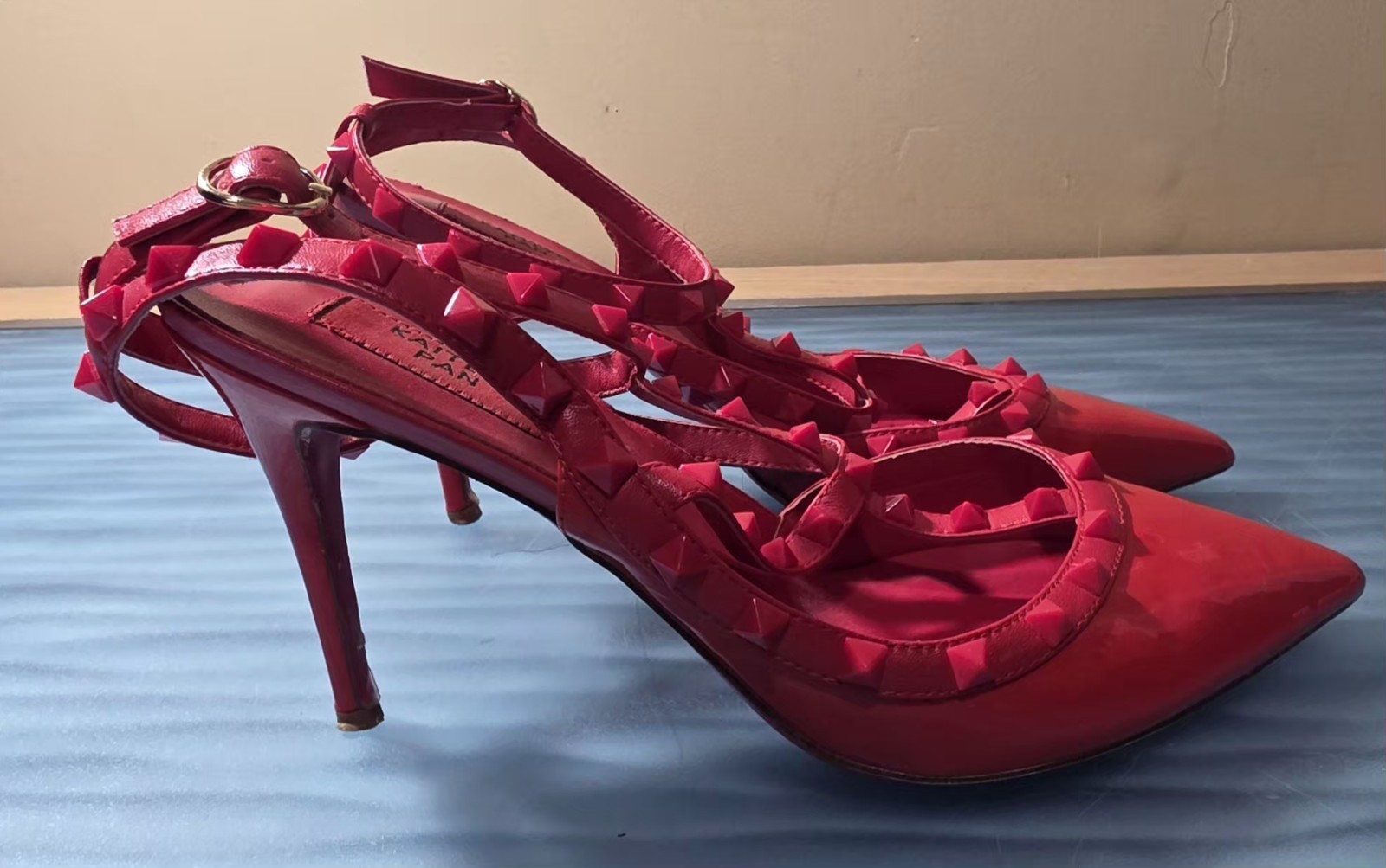 Kaitlyn Pan Studded Heels Red 2″ Heels Size 10.5