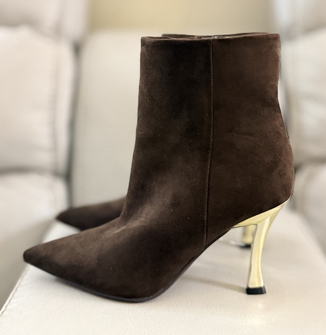 Nine West Brown Suede Pointed Toe Ankle Bootie Zip Closure Women’s 5.5