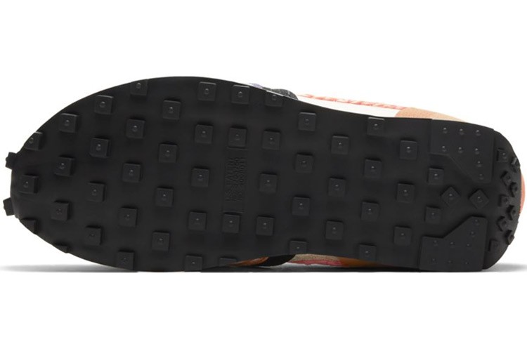 Nike Daybreak Type Crimson Tint Women’s – DD8506-881 Size