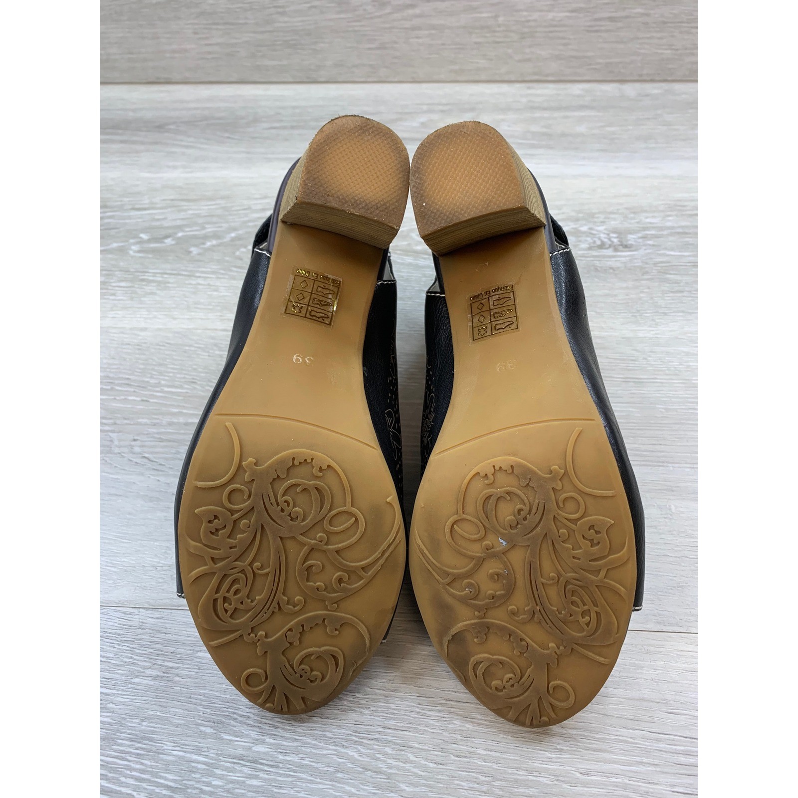 Spring Step LArtiste Women’s Leather Floral Laser Cut Peep Toe Bootie Sandals