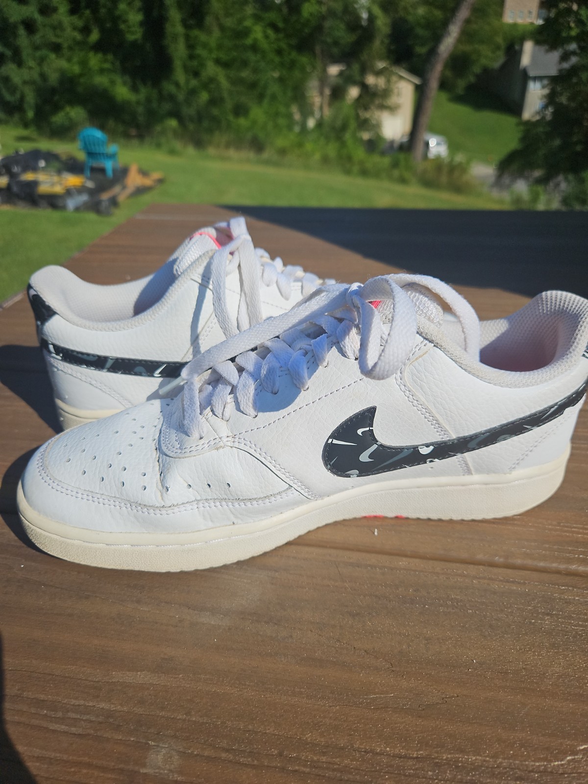 Nike Court Vision Low DM8079-100 Womens 8.5 White Pink Black Sneakers