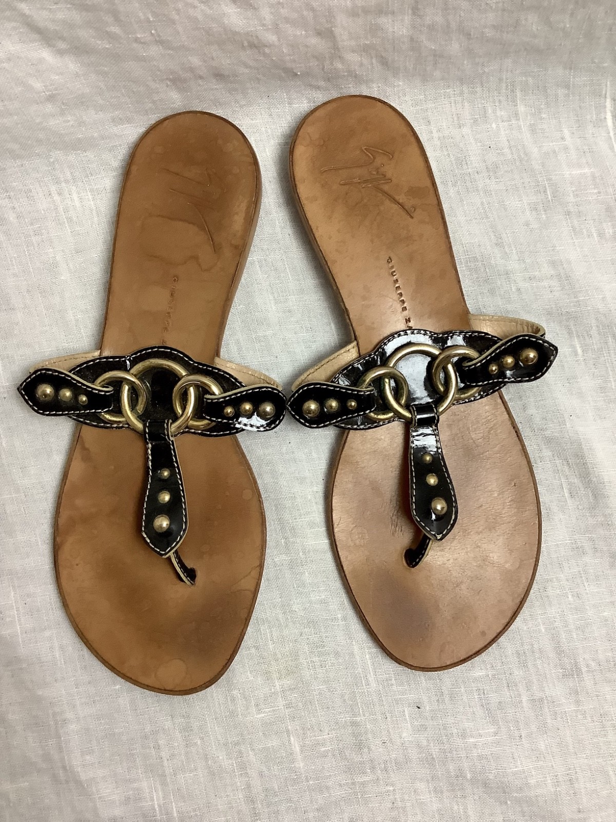 Giuseppe Zanotti Studded Ring Thong Sandals Black Patent Leather EU 37