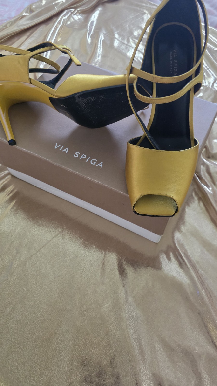 Gorgeous Canary Yellow