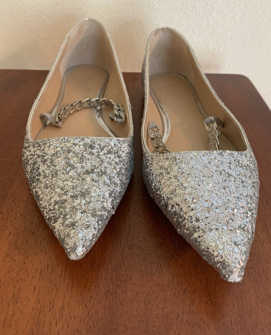 Jewel Badgley Michka Shoes Womens 8.5 Silver Glitter Jaclyn Pointed Toe Wedding