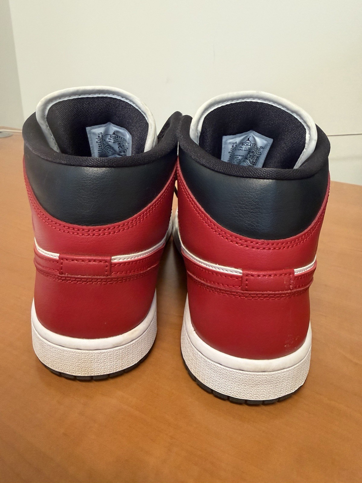 Nike Air Jordan 1 Retro Sneakers Red/Black/White, High Top, Size 8.5