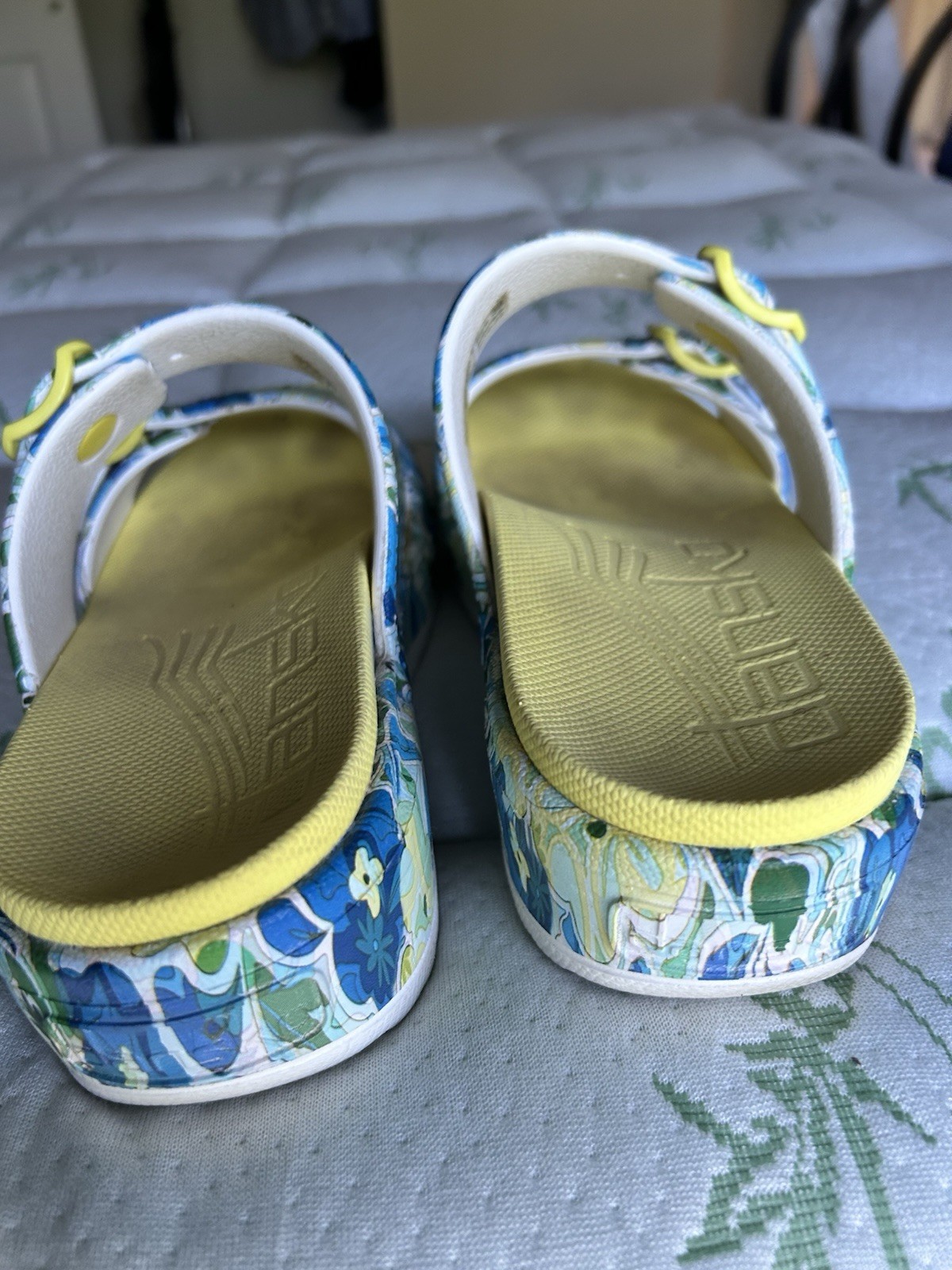 Dansko Women’s Kandi In Pool Floats Slip On EVA Sandals Size 38 (7.5 – 8 US)