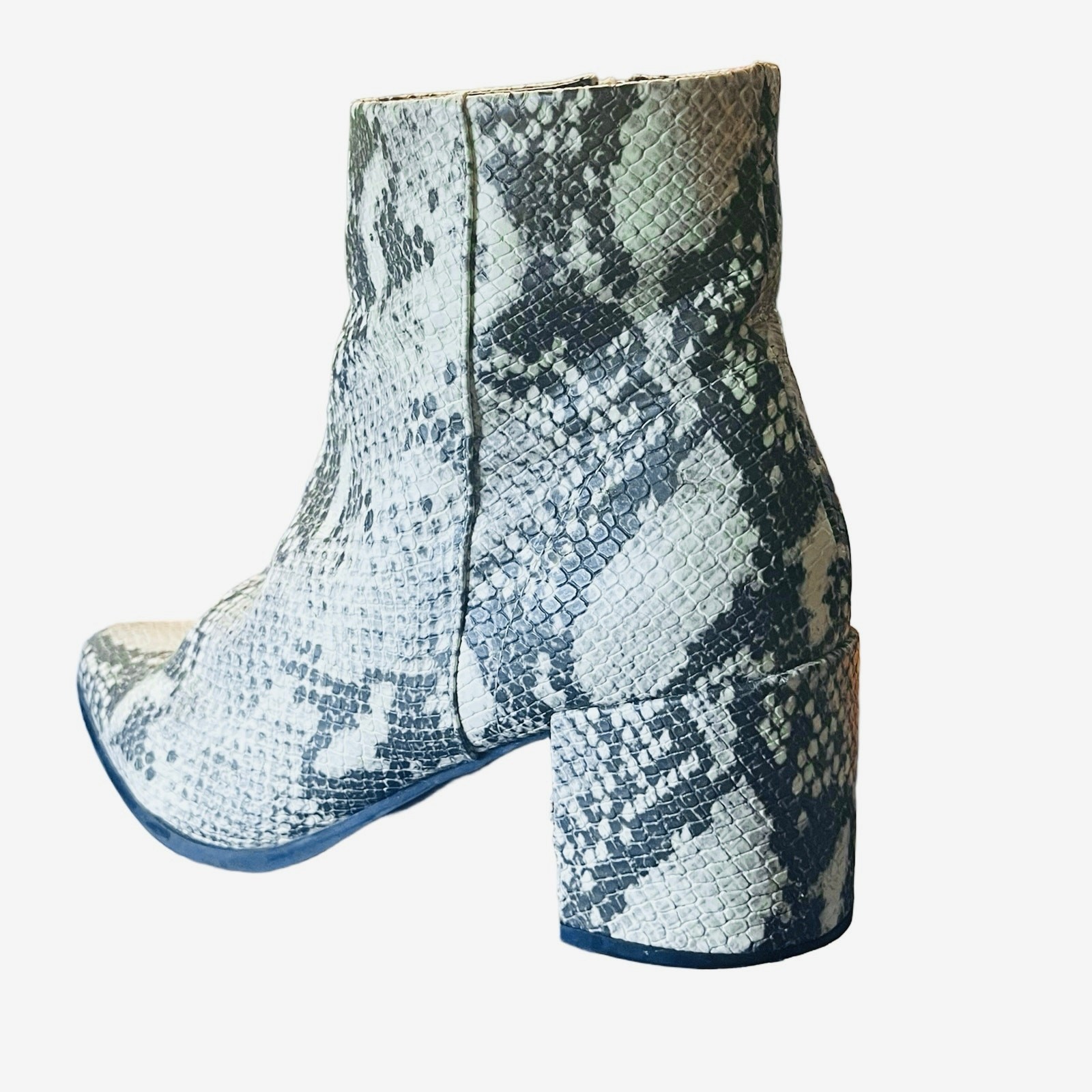 Madden Girl Snake Print Ankle Boots 7.5M Block Heel Zip Western Mobwife Style