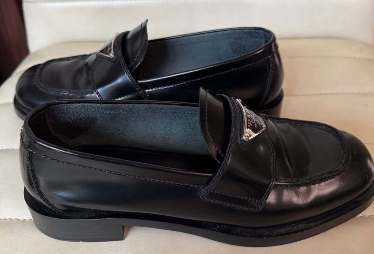 PRADA Womens Black Leather Metal Triangle Logo Loafers Shoes
