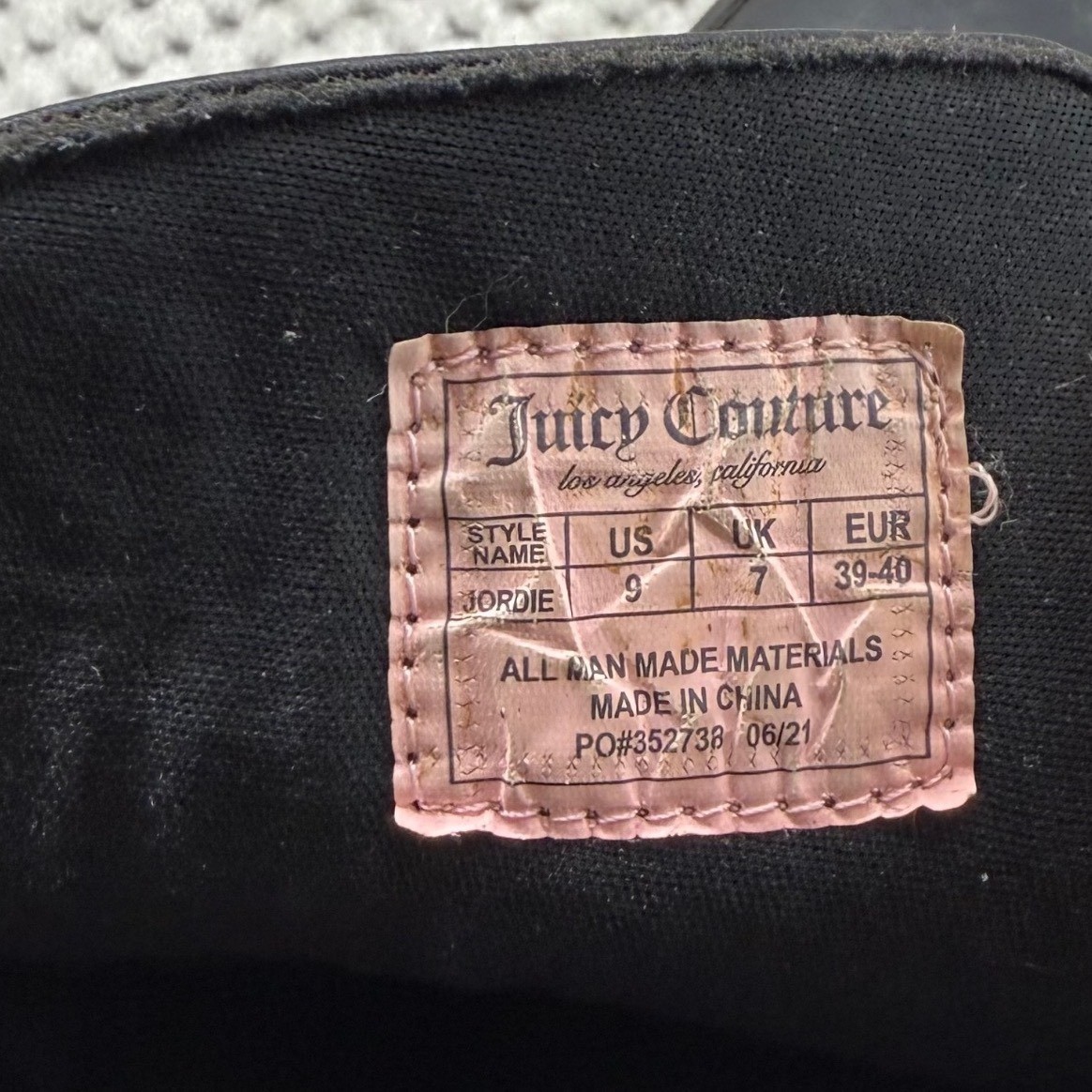 Juicy Couture Jordie Black Quilted Wedge Sneakers Gold Zipper Crown Logo Women 9