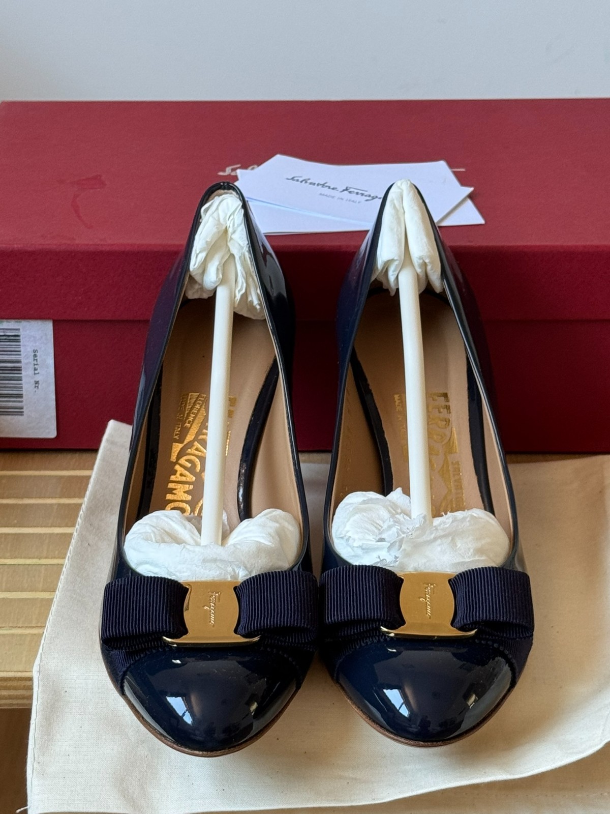 Salvatore Ferragamo Navy Blue Carla Patent Bow Heel Pump Shoes 5.5 & 6.5 NEW