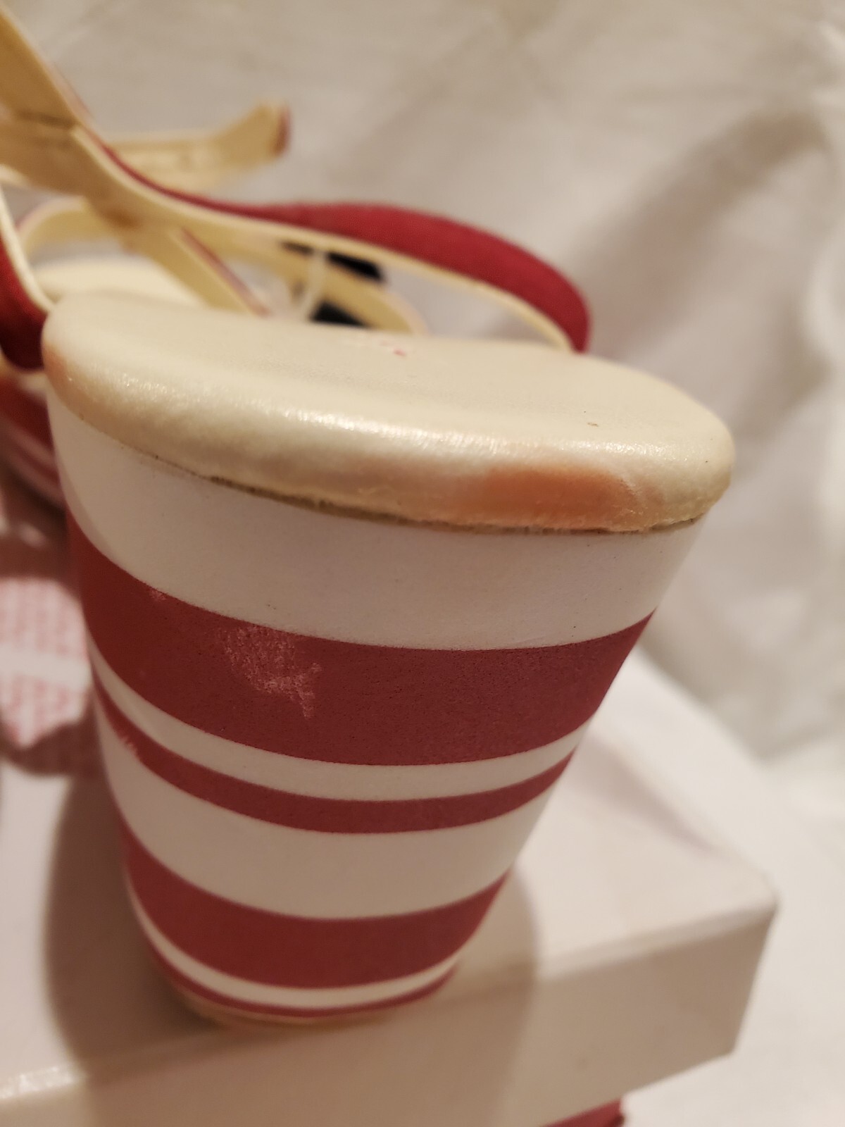 American Eagle Women 8 M Red White Sasha Eva Wedge Heel Stripe Strappy Shoe