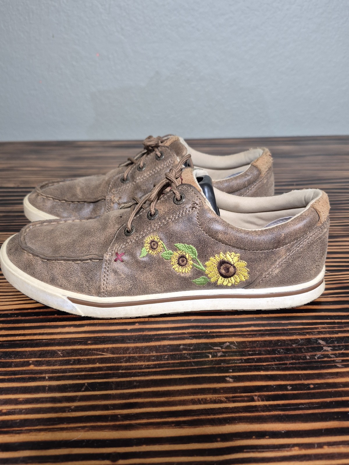 Twisted X Western Sunflower Moc Toe Brown Leather Shoes Womens Size 8.5