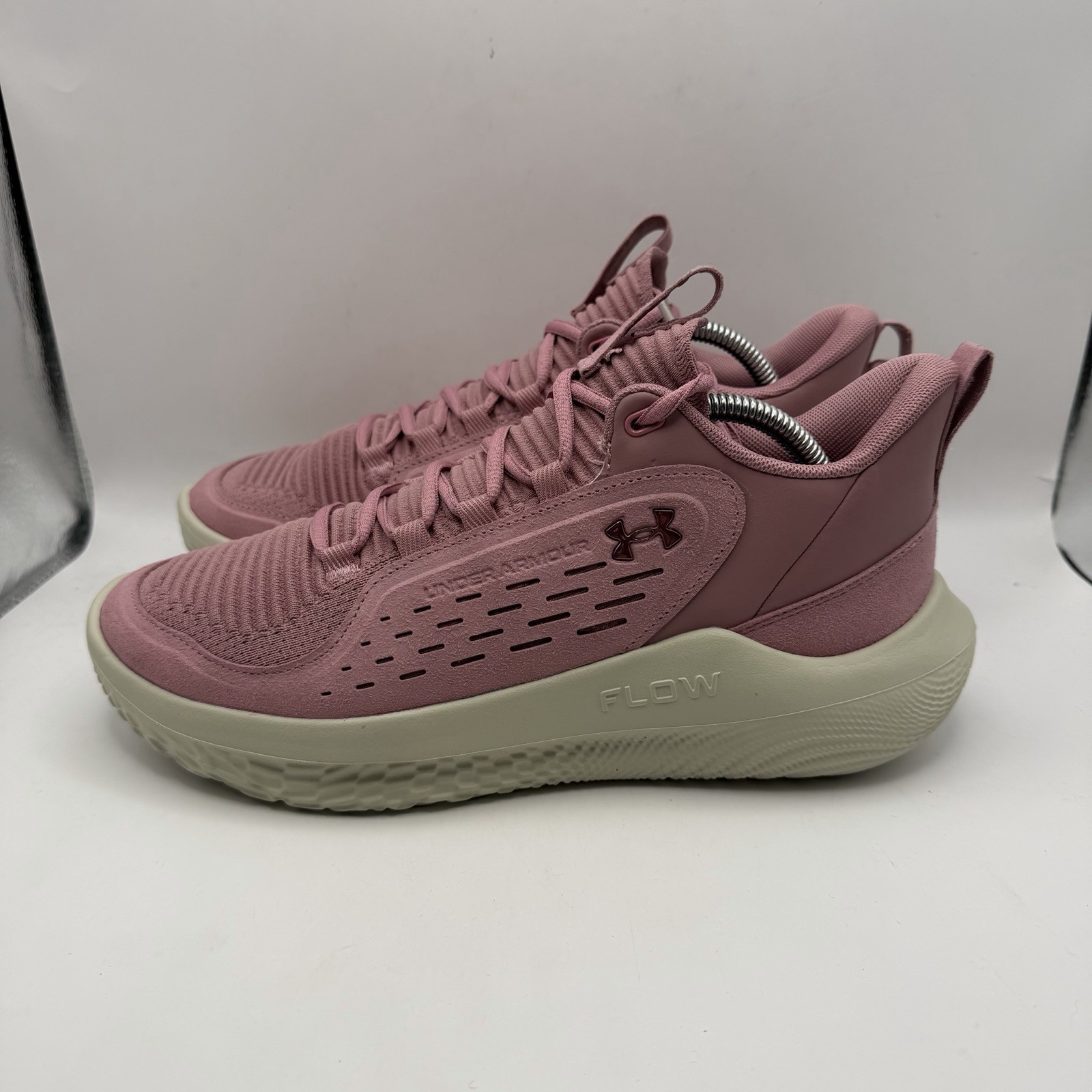 NWT Under Armour Flow Breakthru 5 Sneakers Pink/Rose 3028342-600 Women’s 11