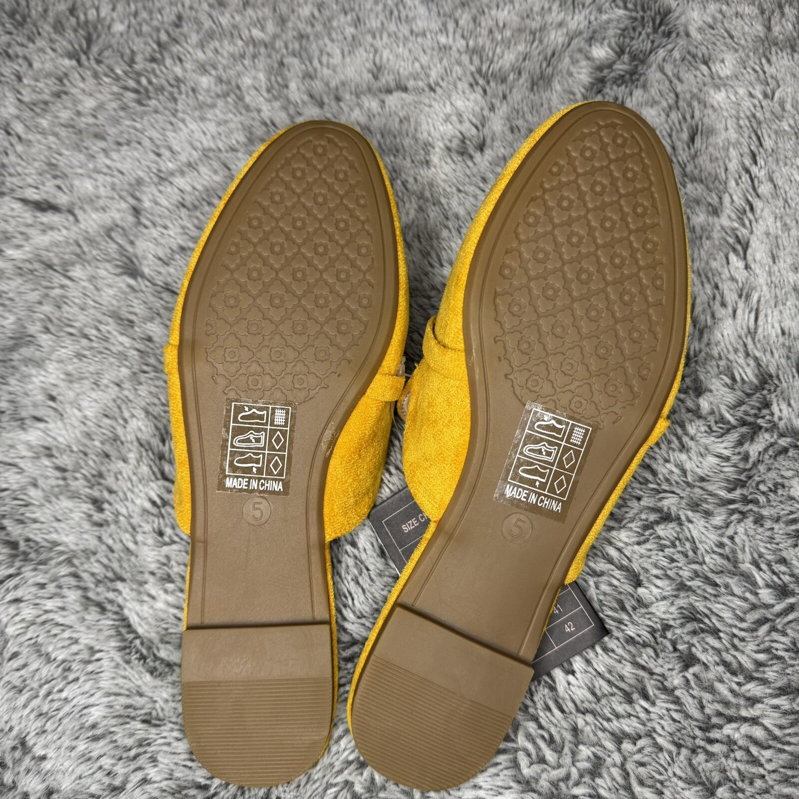 MUSSHOE Women’s Slip On Pointed Toe Comfort Flats Mules Backless Size 5 Yellow