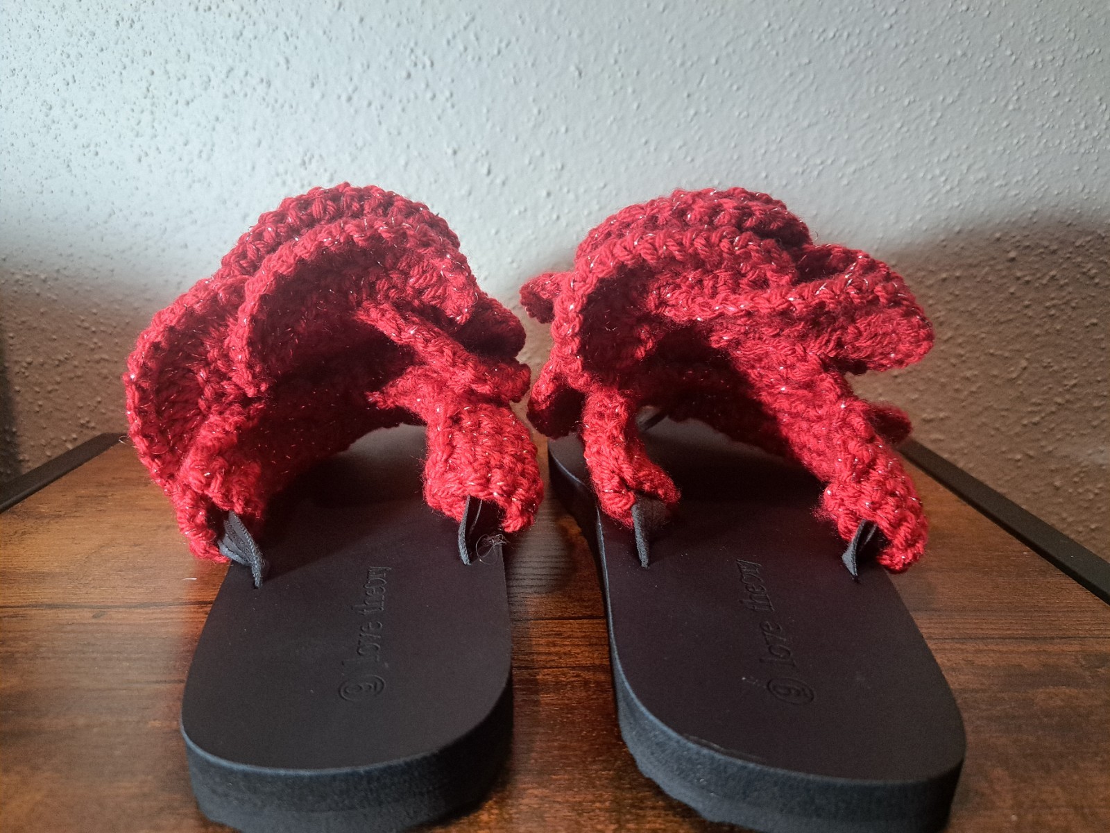 Women’s Size 9 Sandals With Handmade Crochet Red Sparkle Gemstone Rose